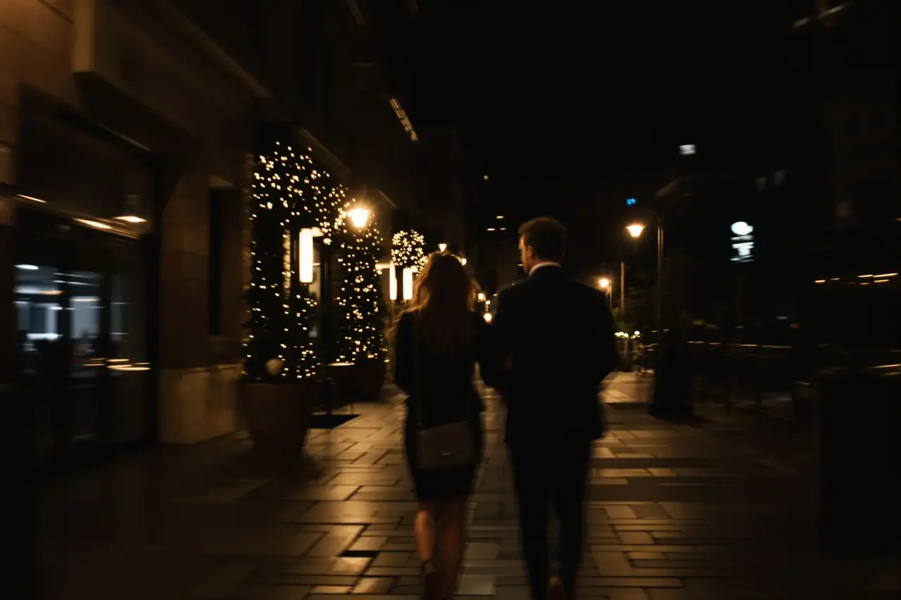 看料网入口 - 顶流男星深夜密会神秘女子，经纪人紧急公关删帖
